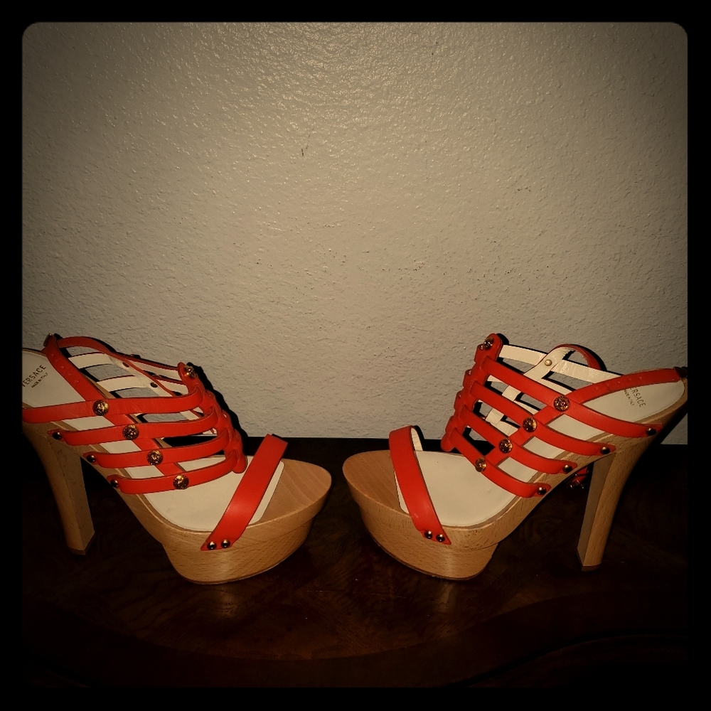 Authentic Versace platforms - Picture 1 of 8